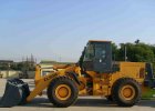 Фронтальный колесный погрузчик LW500F