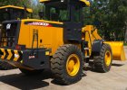 Фронтальный погрузчик LW300F