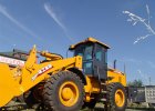 Фронтальный колесный погрузчик LW300F