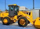 Фронтальный погрузчик LW300F
